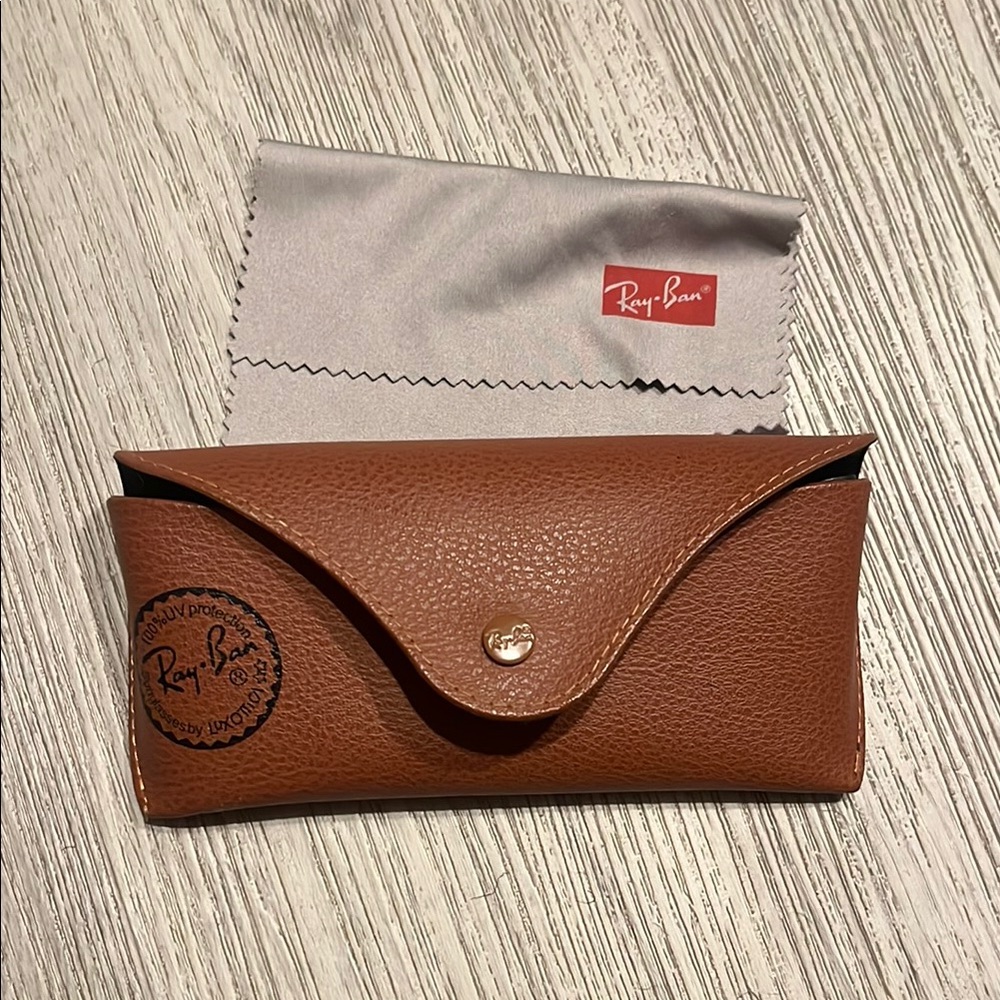 Ray-Ban Brown Leather Glasses Case